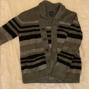 Men’s Sweater / Cardigan - Small
